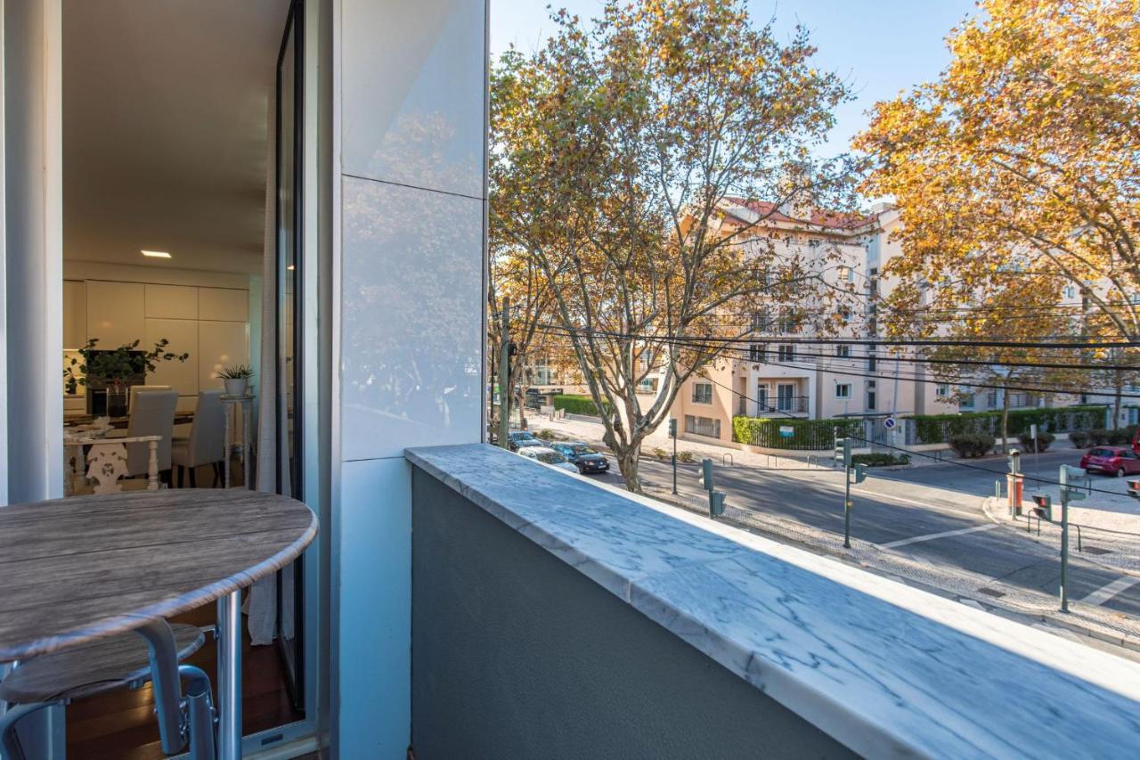 Touch Of Class 2Bdr Apartment By Lovelystay Cascais Eksteriør bilde